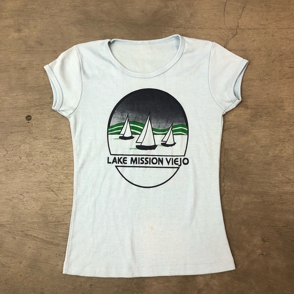 Vintage 1970s Lake Mission Viejo California Graphic Basic T-shirt - Picture 1 of 10